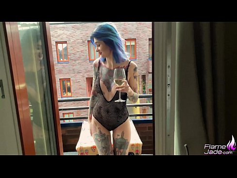 ❤️ අතිවිශිෂ්ට ගැහැණු ළමයා විවෘත අහස යට උගුරක් උරා බොමින් ආශාවෙන් කෙලවරයි ️ අසභ්‍ය වීඩියෝව si.porn-milf300.ru ☑